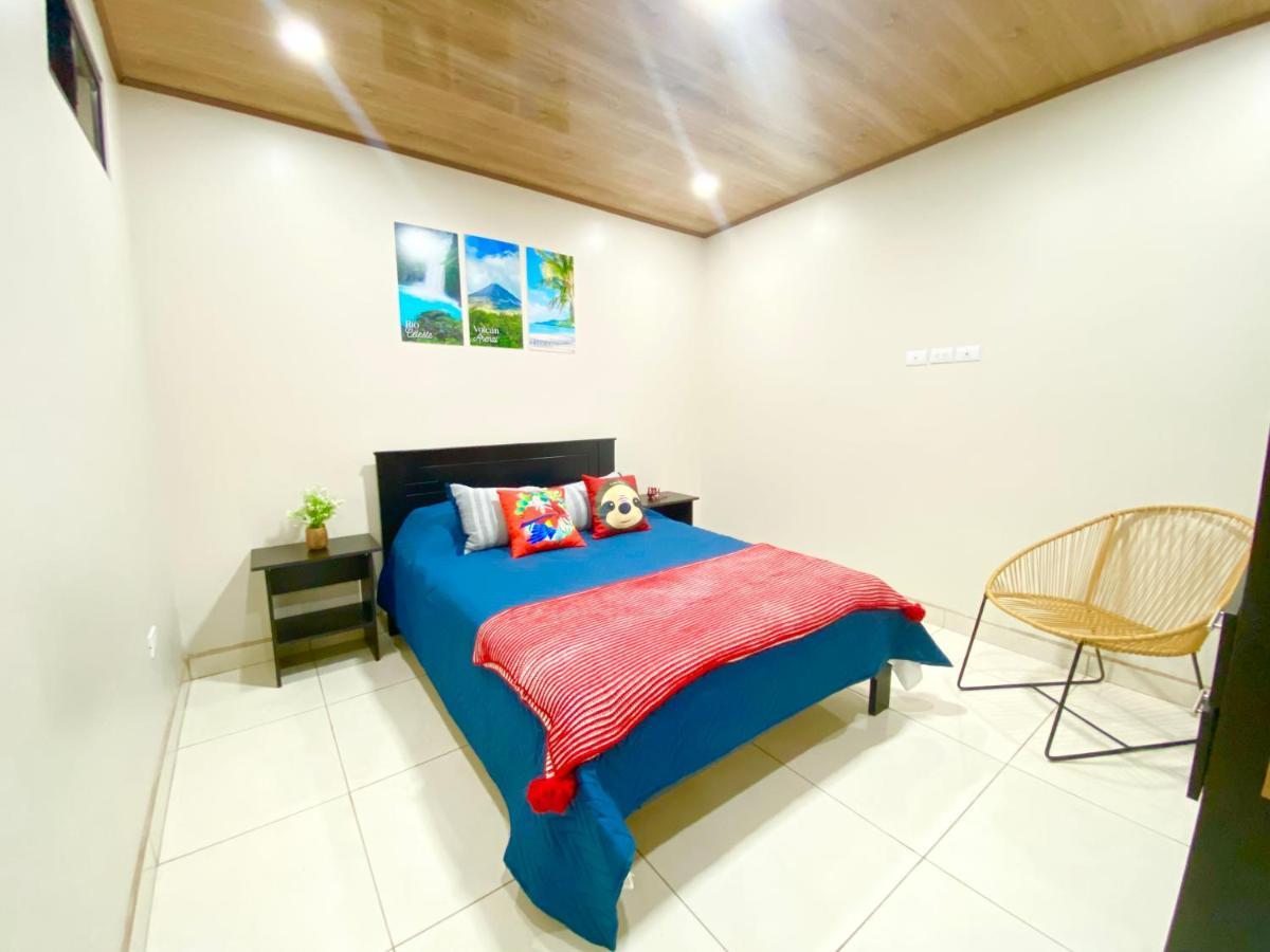 Pura Vida Apartment. 5 Min From Airport アラフエラ エクステリア 写真