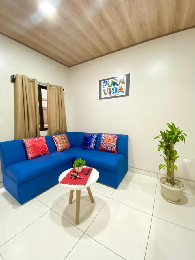 Pura Vida Apartment. 5 Min From Airport アラフエラ エクステリア 写真