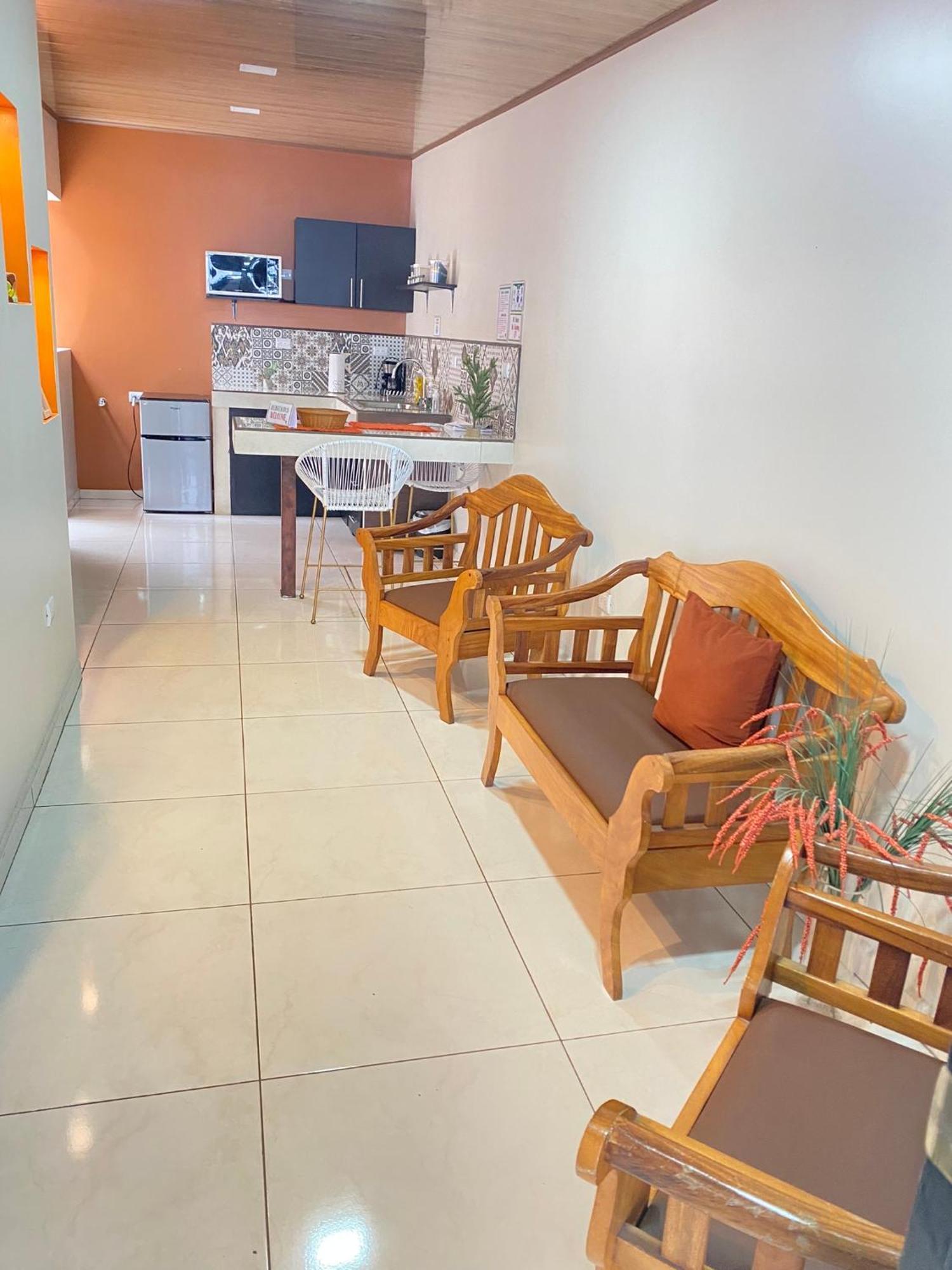 Pura Vida Apartment. 5 Min From Airport アラフエラ エクステリア 写真