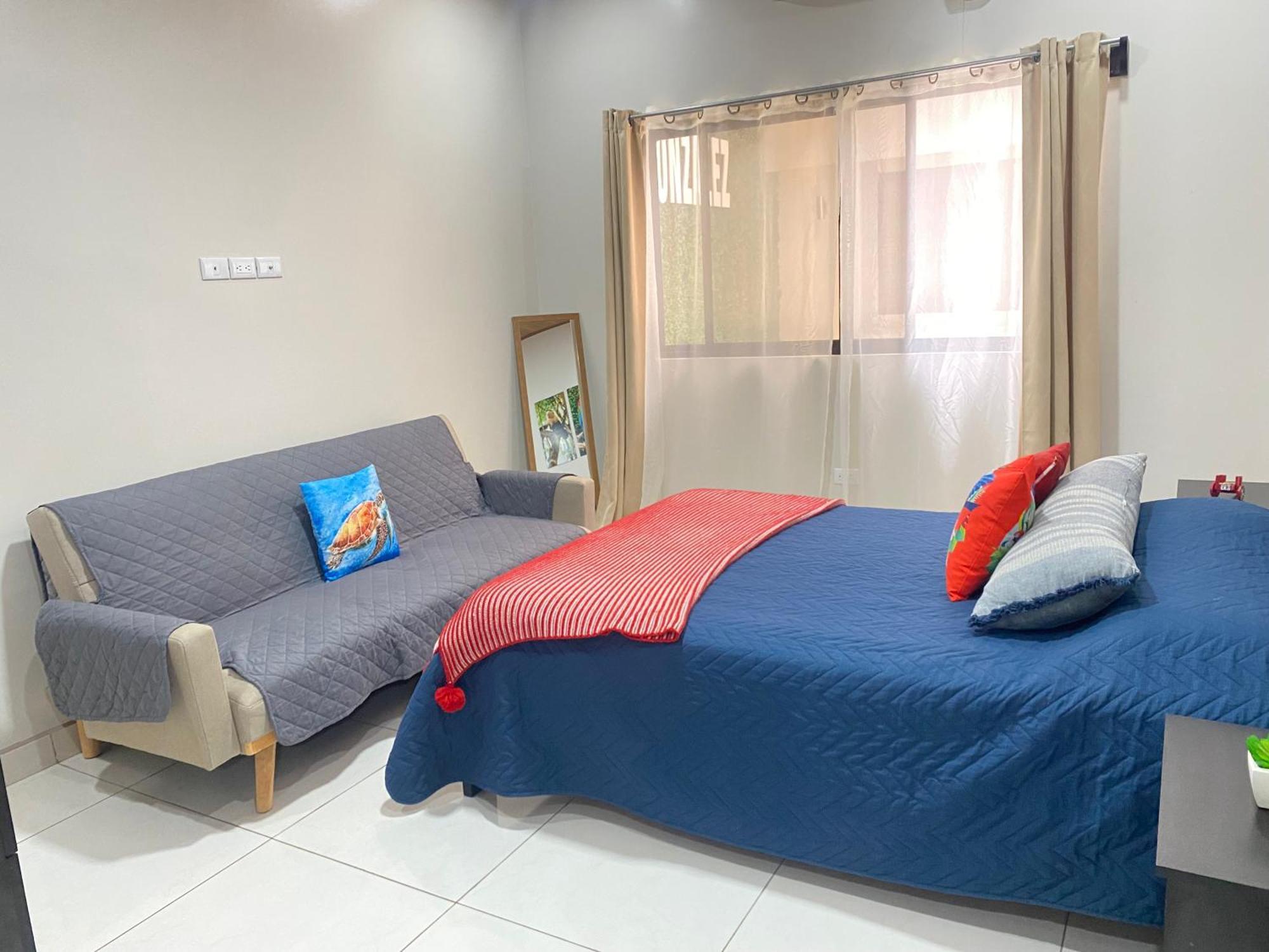 Pura Vida Apartment. 5 Min From Airport アラフエラ エクステリア 写真